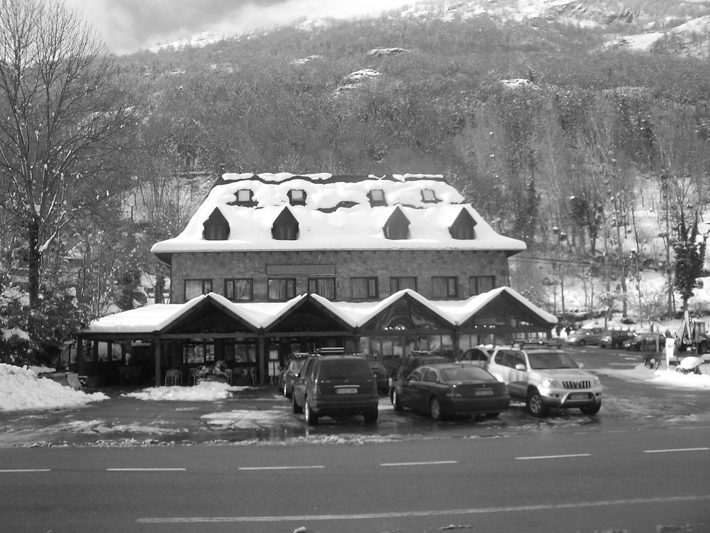 Guest house Ostau Dera Nheu 2*